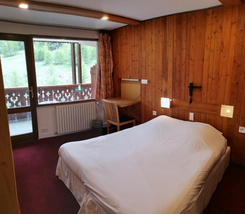 Les Lores Hotel
